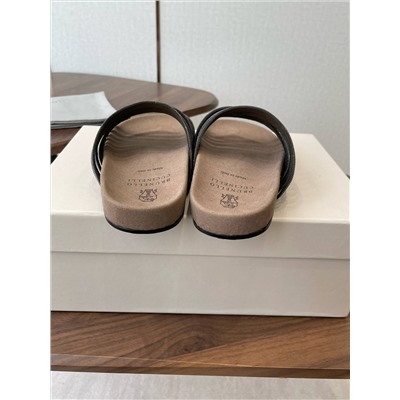 Стильные женские шлепки с цепочками БРУНЕЛЛ*О КУЦИНЕЛЛ*И