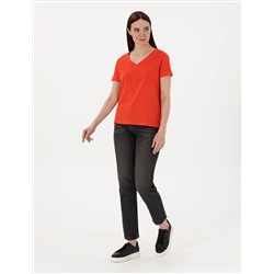 Kırmızı Regular Fit V Yaka Basic Tişört