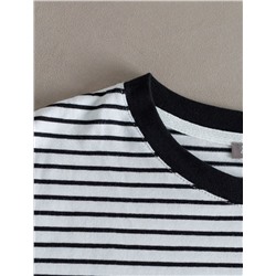 Свободная футболка в черно-белую полоску с принтом из премиального хлопка с эластаном