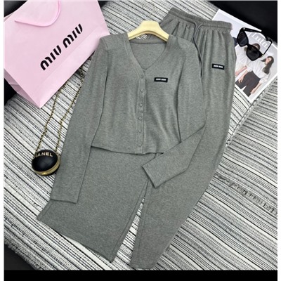 Распродажа  костюм тройка