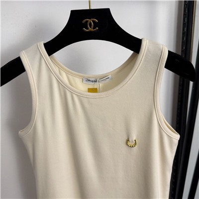 Женская майка с минималистическим, но эффектным украшением  (2 цвета) Шиапарелл*и