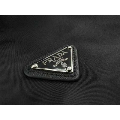 Мужская куртка  ПРАД*А