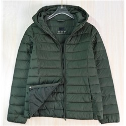 Женская стеганая куртка с капюшоном