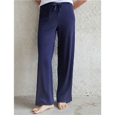 Прямые брюки с поясом на резинке из фактурного трикотажа в рубчик