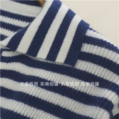 Свитер с V-образным вырезом и отложным воротником Макс Мар*а