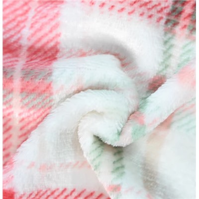 Мягкий и комфортный коралловый флисовый плед