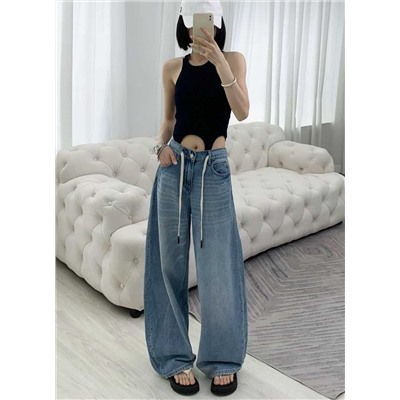 Женские джинсы на резинке со шнурком