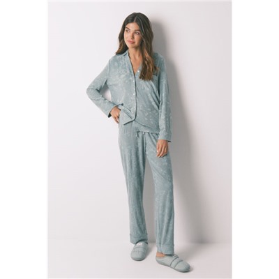 Pijama camisero largo jacquard floral verde