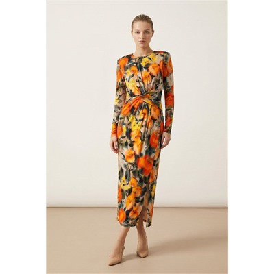 Платье  цветное