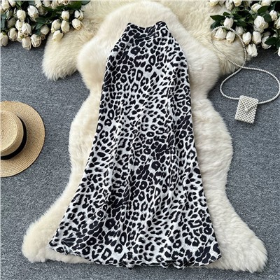 Юбка с леопардовым принтом из плотного атласа