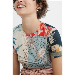 Camiseta slim fruncible