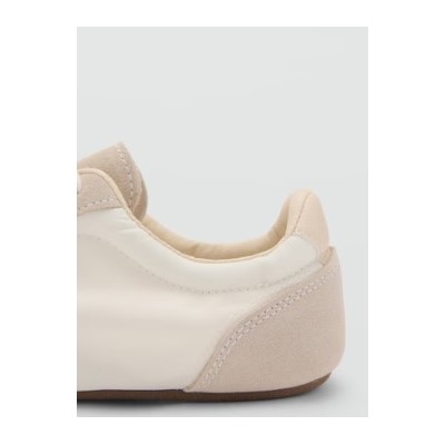 Deportiva serraje cordones