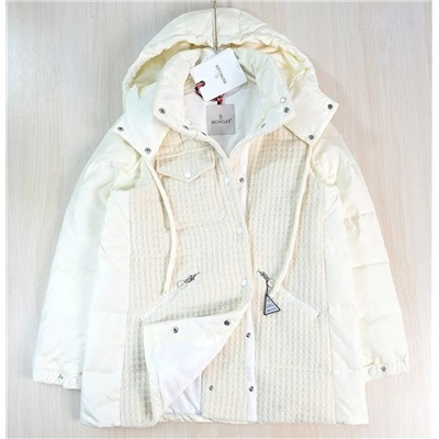 Женская куртка с отстегивающимся капюшоном MONCLE*R