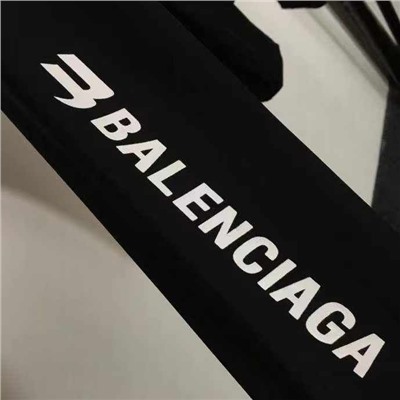 Женский теплый спортивный костюм  Balenciag*a