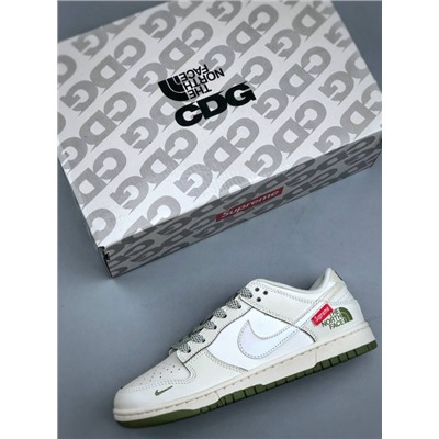 Nike SB Dunk Low x The North Face x Supreme