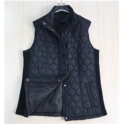 Женский стеганый жилет-стойка