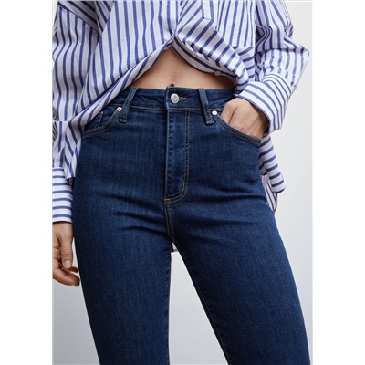 Jeans skinny tiro alto