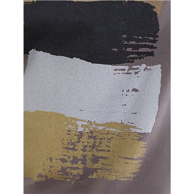 Футболка из 100% хлопка с авторским принтом.