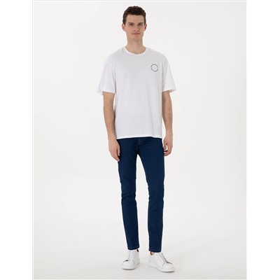 Beyaz Comfort Fit Bisiklet Yaka Tişört