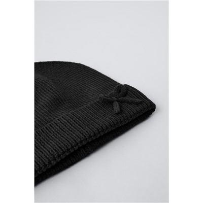 KNIT HAT WITH BOW