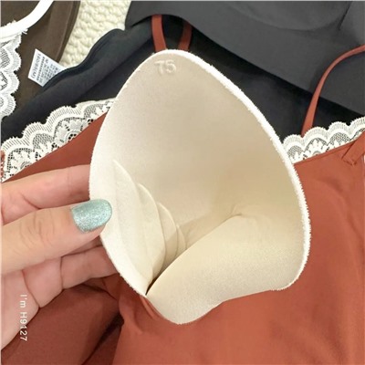 Теплая кружевная майка со встроенным лифом