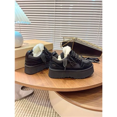 Женские кроссовки на толстой платформе  УГ*Г