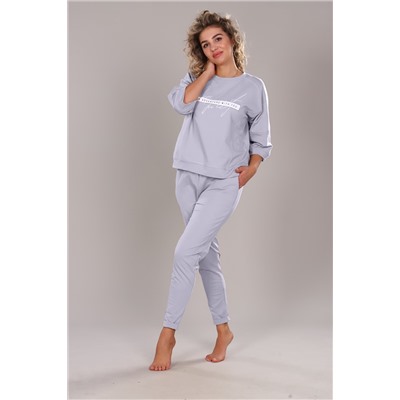 Костюм женский с брюками и кофтой 303