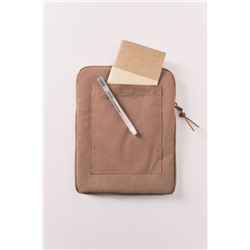 Funda tablet acolchada marrón logo