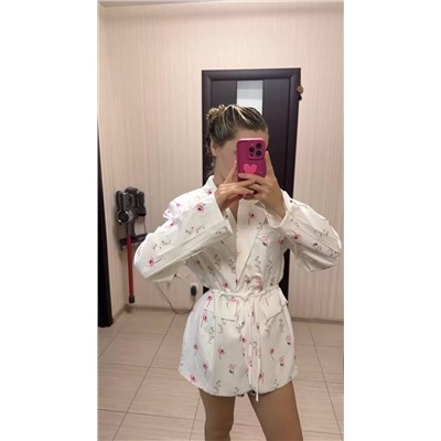 Симпатичный весенний пиджак