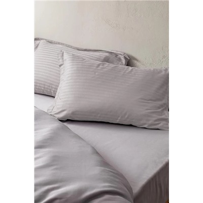 Elicia King Size Çizgili Saten Nevresim Takımı