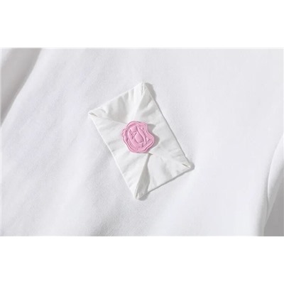 Футболка женская с декоративным накладным карманом с клапаном КАР*Л 😎