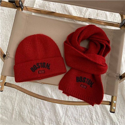 Шапка и шарф