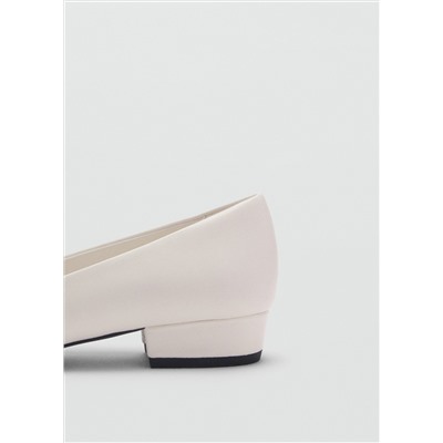 Кожаные туфли с открытым носком