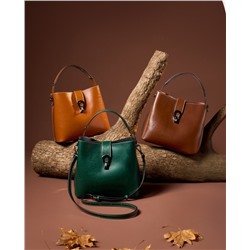 Сумка хорошего качества, в живую лучше смотрится чем на фото.