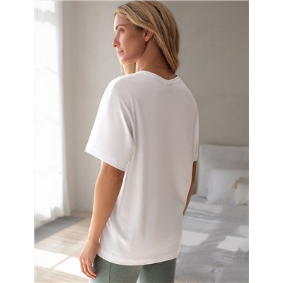 Футболка из премиального хлопка с авторским принтом