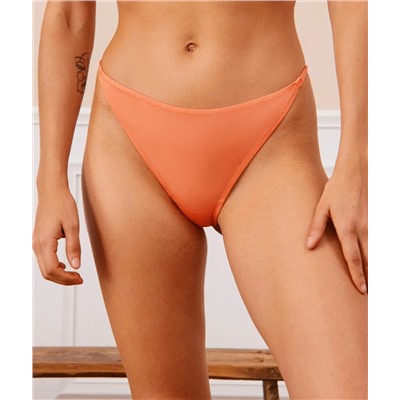 Tanga de microfibra y encaje