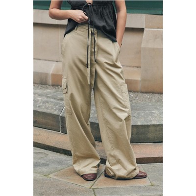 PANTALÓN CARGO VOLUMEN