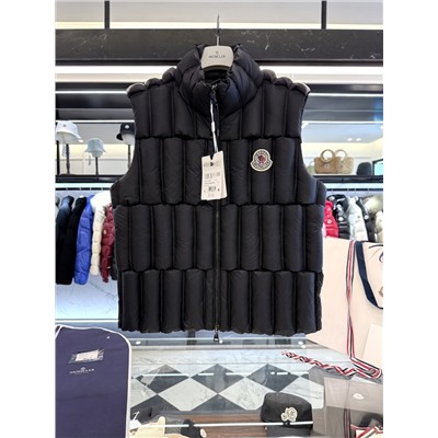 Жилет mon качество топ