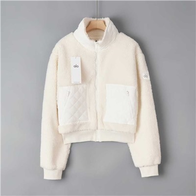 НОВИНКА 2025! Женская куртка Alo из овечьей шерсти