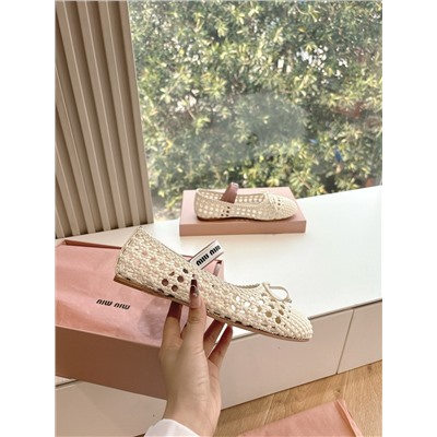 верхняя версия Miu Miu полые тканые туфли Miu Miu женские атласные балетки с бантом, украшенные бантом, эксклюзивная высокая версия Miu Mi*2025, весна с плоским низом, разработка Zp,
