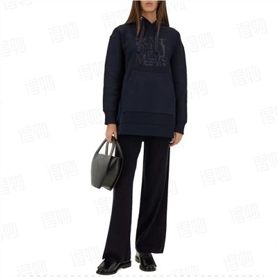 Женское худи  с вышивкой  Макс Мар*а