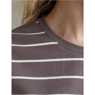 Базовая футболка в полоску полуприлегающая из премиального хлопка с эластаном