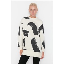 TRENDYOL MODEST Beyaz Desenli Bisiklet Yaka Scuba Örme Sweatshirt TCTAW23TW00049
