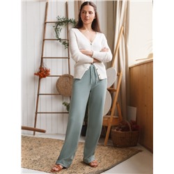 Прямые брюки из фактурного трикотажа в рубчик