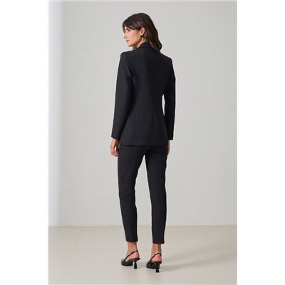 Костюм черный