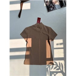 Женская приталенная футболка с воротником-стойкой ГЕС*С