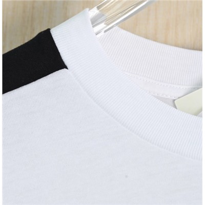 Женская футболкаиз мягкого хлопка с цветными блоками