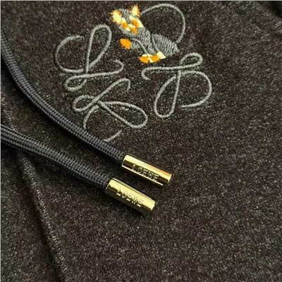 Женский костюм  LOEW*E