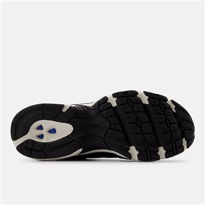 530 Black with flat taupe