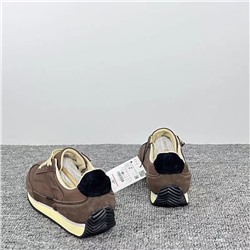 Женские замшевые кроссовки  ЗАР*А